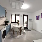 Studio'24 - Adults Only Constanţa