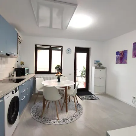 Studio'24 - Tomis Mall - Ultracentral Constanţa
