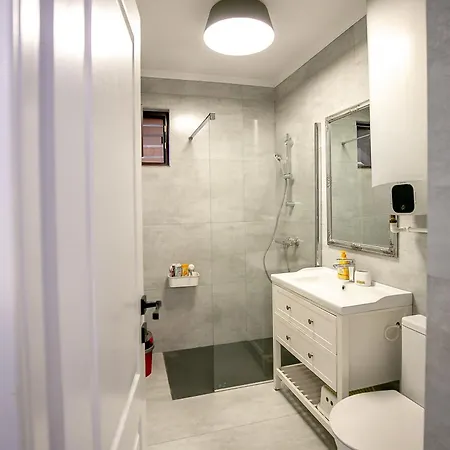 Studio'24 - Adults Only Apartament *